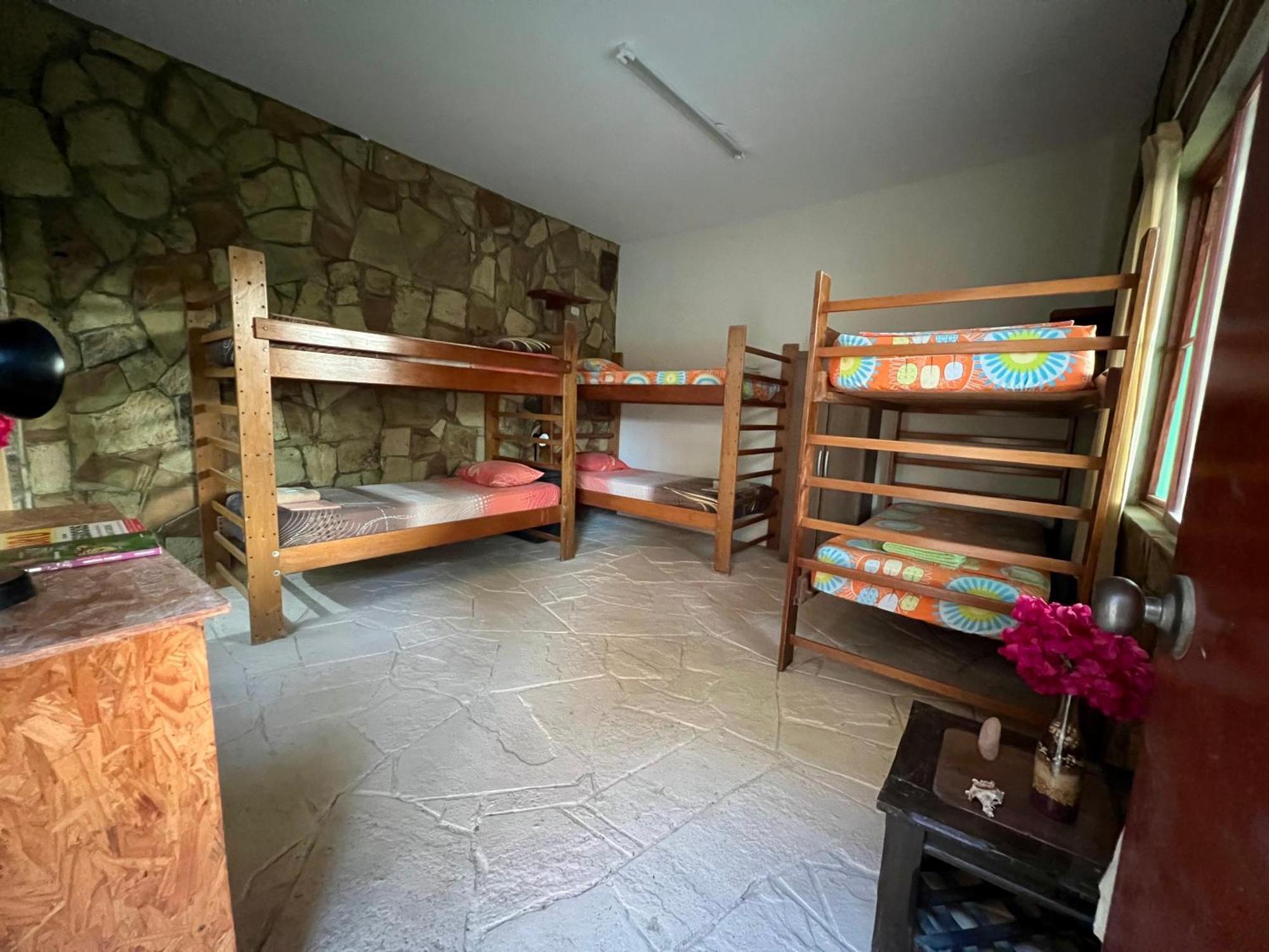 Stone House Mancora Hostel Exterior photo